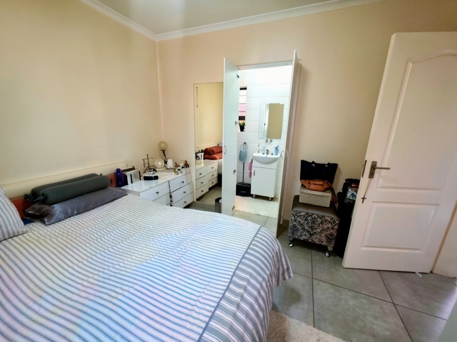 3 Bedroom Property for Sale in Parklands Western Cape
